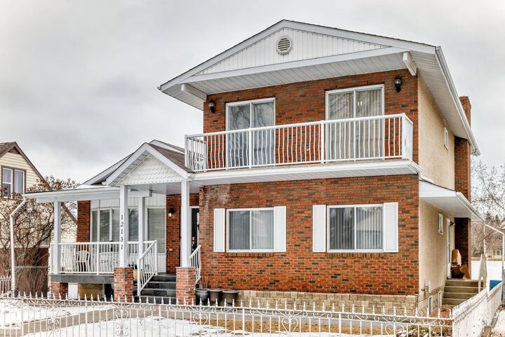 Property Photo:  12131 101 Street NW  AB T5G 2C2 