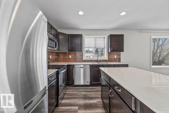 Property Photo:  15805 104 Avenue NW  AB T5P 2Y3 