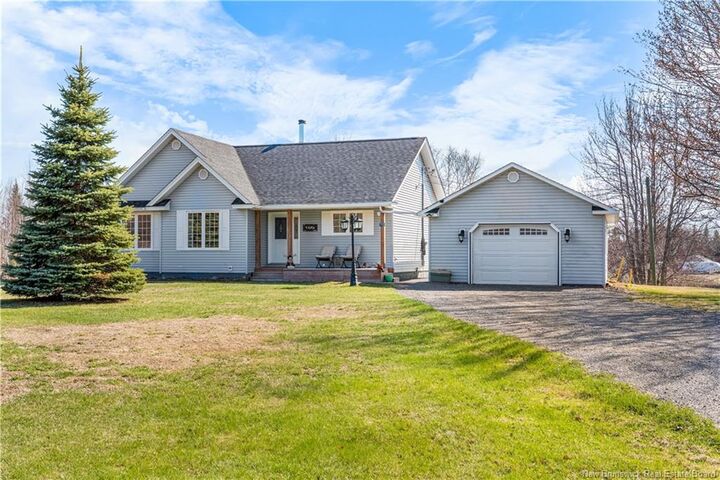 70 Maxime Road — photo 1