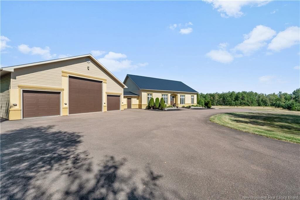 Property Photo: 2401 Nb-132 Route NB E1H 4Z7