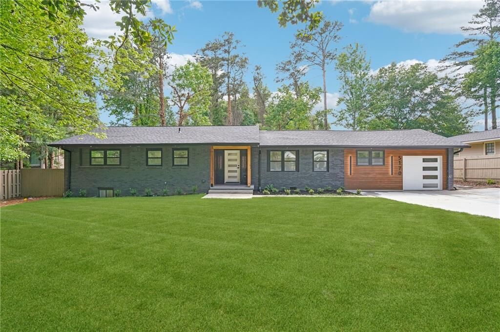 Property Photo:  5170 Chamblee Dunwoody Road  GA 30338 