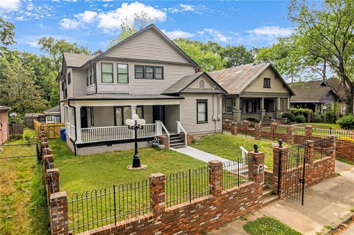 Property Photo:  660 Queen Street SW A  GA 30310 