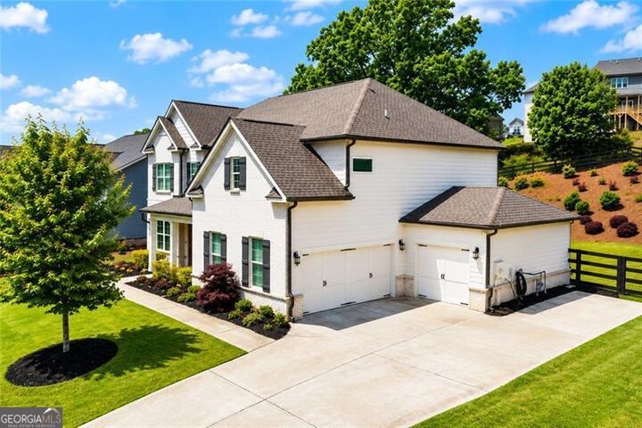 Property Photo: 415 Carmichael Circle GA 30115