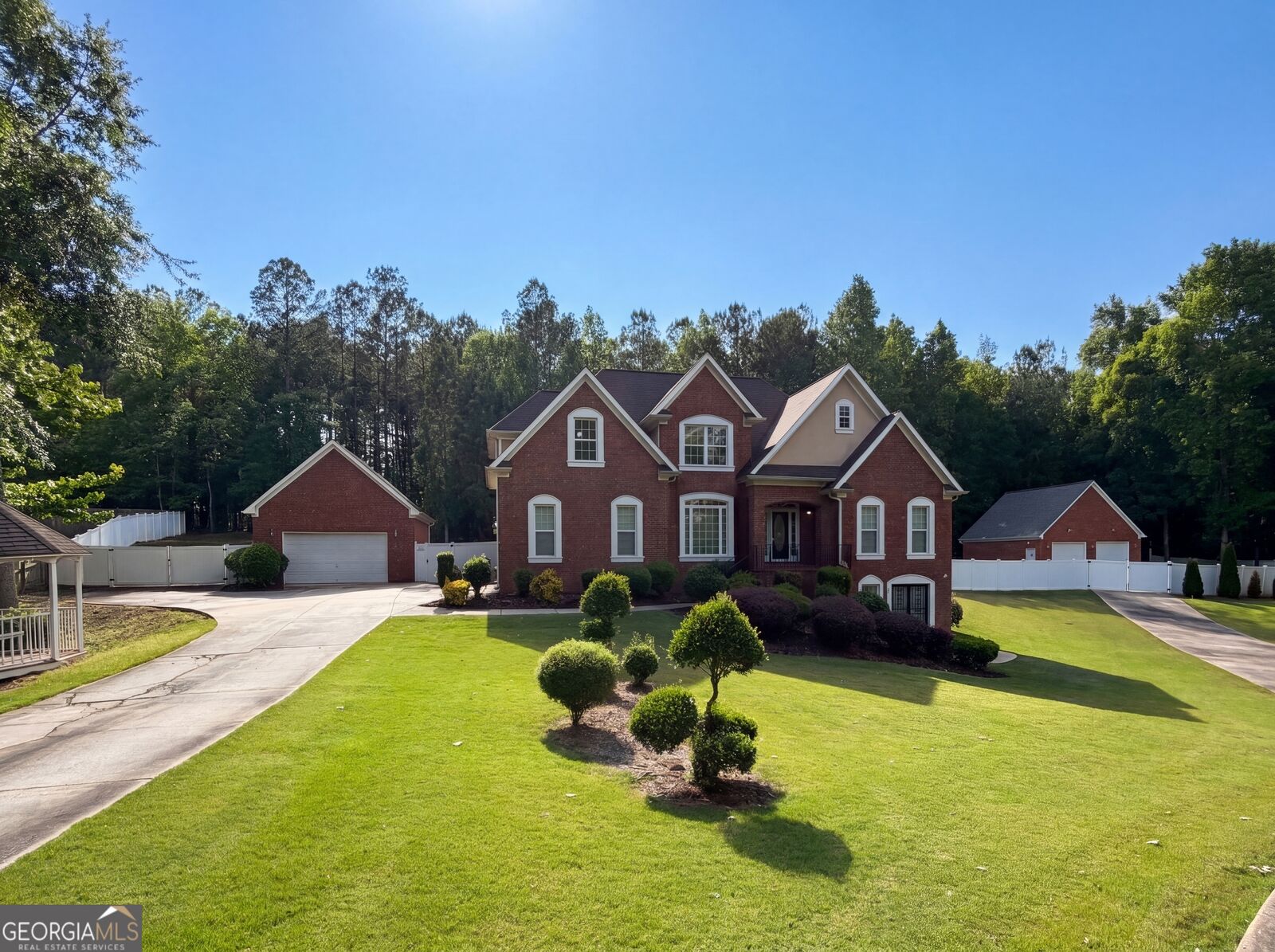 Property Photo:  207 Cagle Court  GA 30252 
