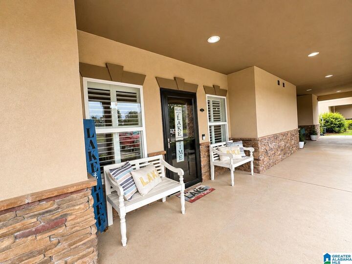 Property Photo:  44164 Highway 78 103  AL 35096 