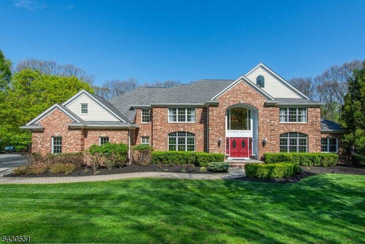 Property Photo:  5 Julia Ct  NJ 07005 