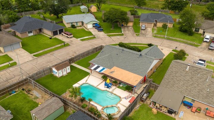 Property Photo:  1302 Canyon Springs Drive  TX 77571 