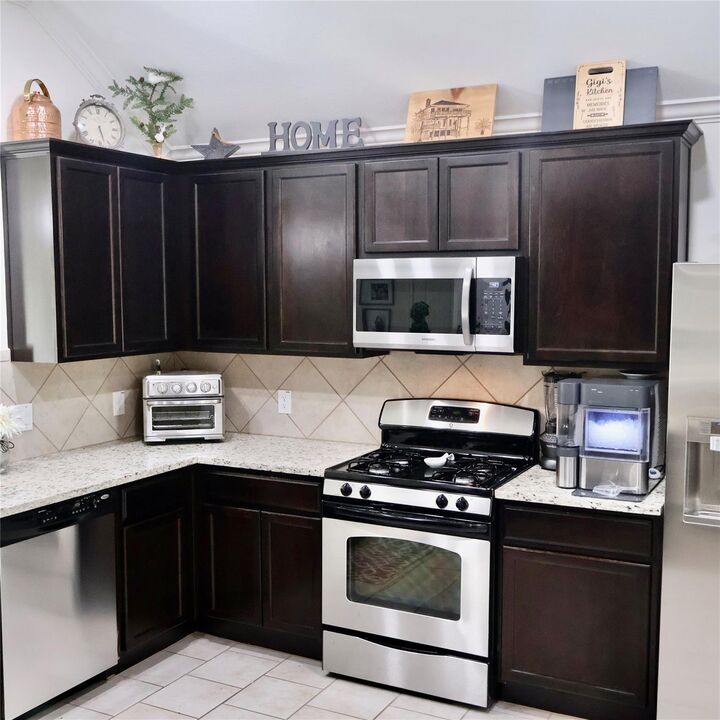 Property Photo: 8739 Sweet Pasture Drive TX 77375