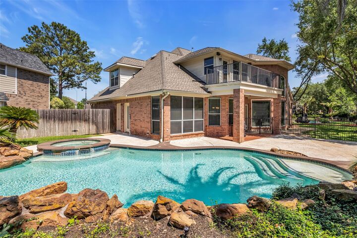 Property Photo:  15935 Lake Loop Drive  TX 77433 