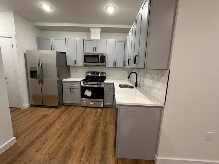 Property Photo:  224 Garfield Ave 4B  NJ 07305 