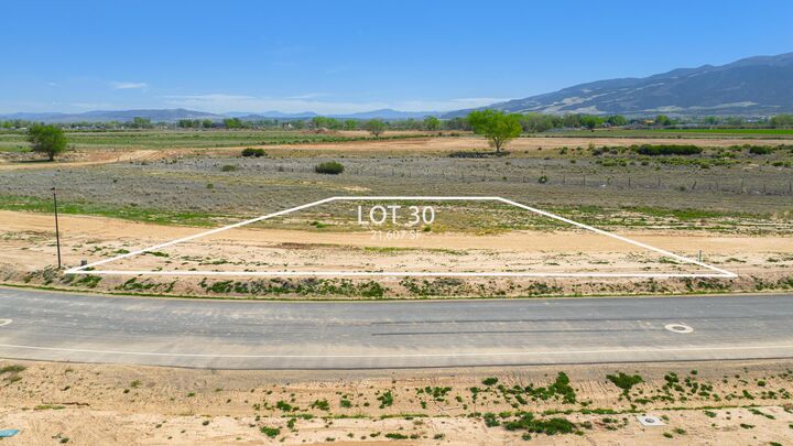 Property Photo:  2716 N Chelsey Parkway  UT 84721 