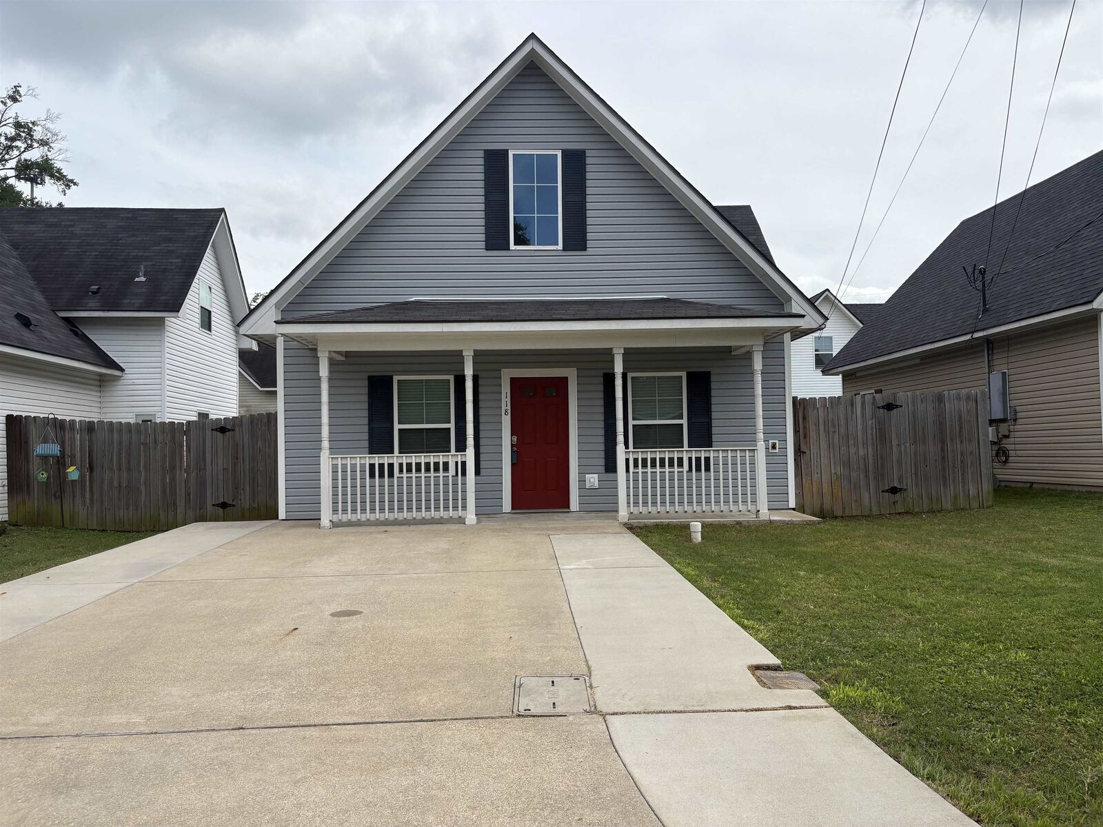 Property Photo:  118 E Berkley  TX 75604 
