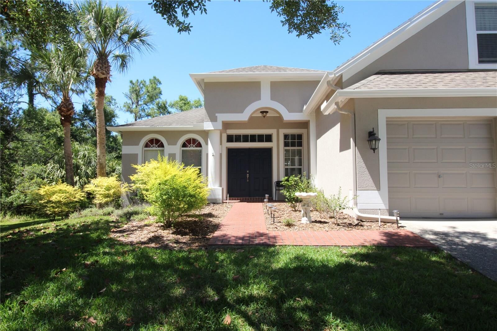Property Photo: 14743 Heronglen Drive FL 33547