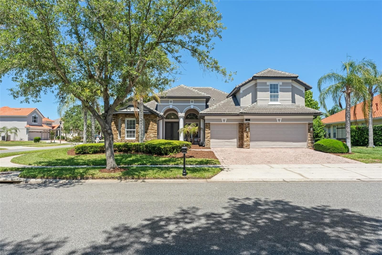 Property Photo: 1317 Glenheather Drive FL 34786