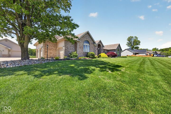 Property Photo:  675 N Auburn Ridge Drive  IN 47441 