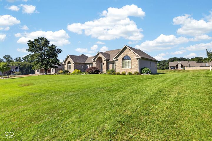 Property Photo: 675 N Auburn Ridge Drive IN 47441