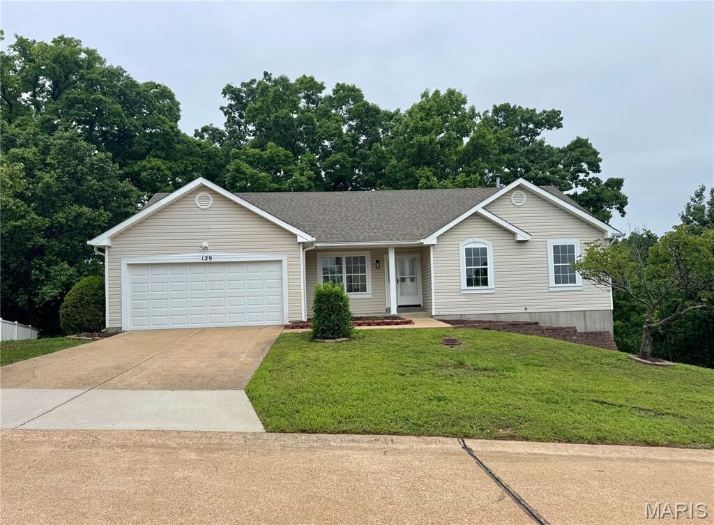 Property Photo: 129 Blue Spruce Court MO 63012