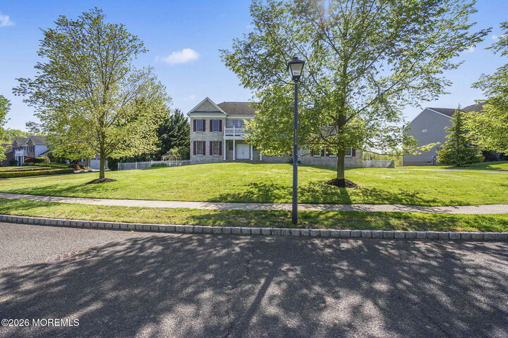 Property Photo:  10 Rockingham Court  NJ 07726 