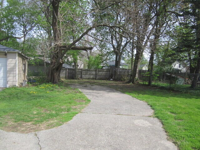 Property Photo:  21 Bryant Street  MI 49017 