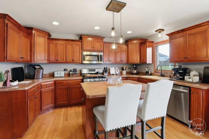Property Photo:  4974 W Cardinal Court  IL 60449 