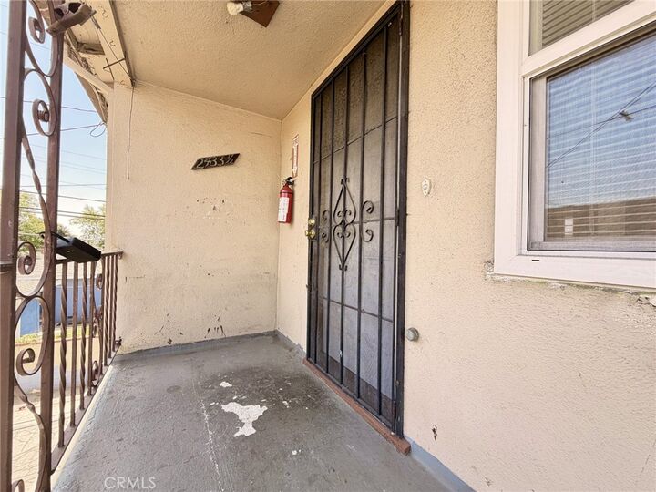 Property Photo:  2433 W Beverly 1/2  CA 90640 