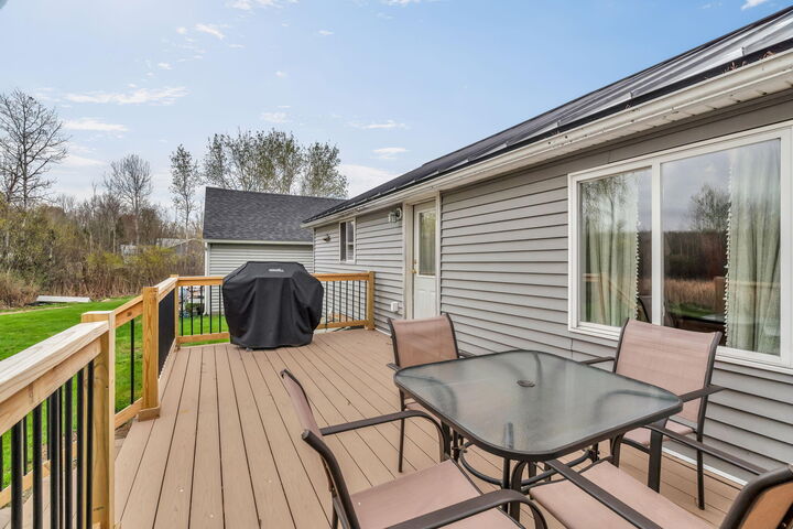 Property Photo:  3237 Broadway  ME 04401 