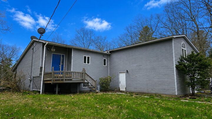 Property Photo: 202 Stream Road ME 04496