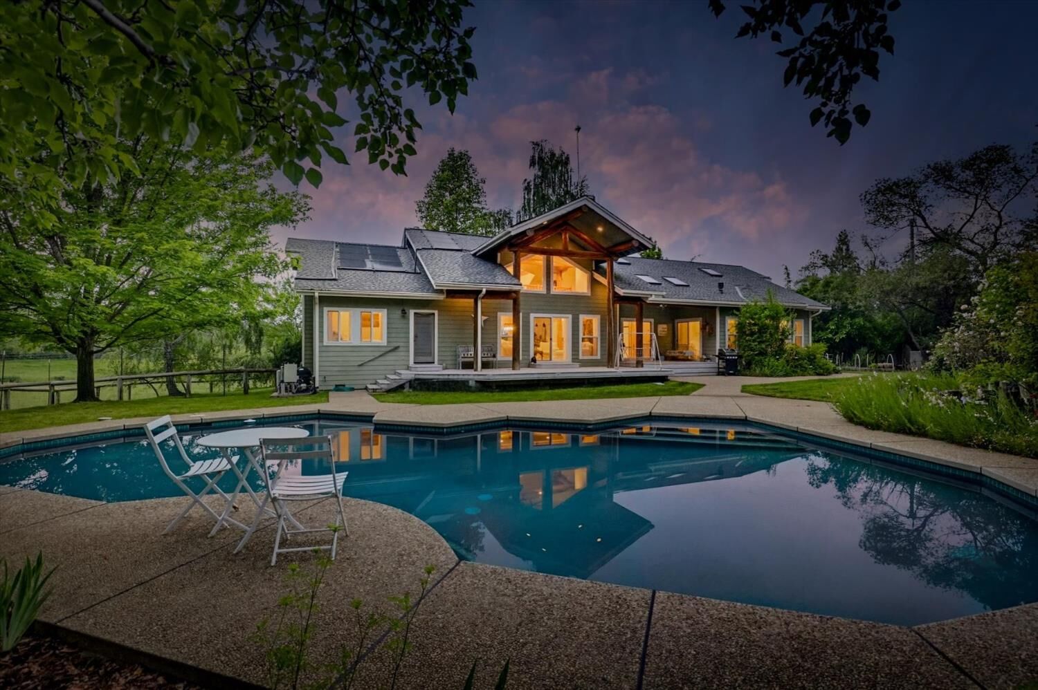 Property Photo:  21211 McCourtney Road  CA 95949 