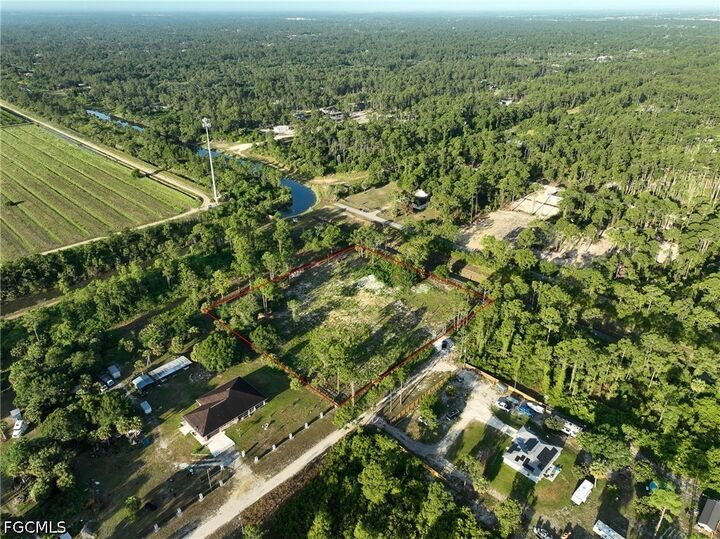 Property Photo:  7969 Canal Terrace  FL 33935 