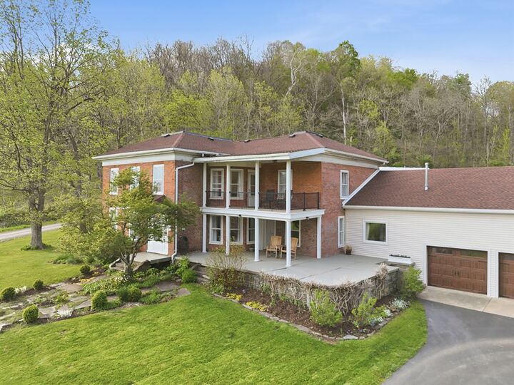 Property Photo:  1508 Sheshequin Rd  PA 18848 