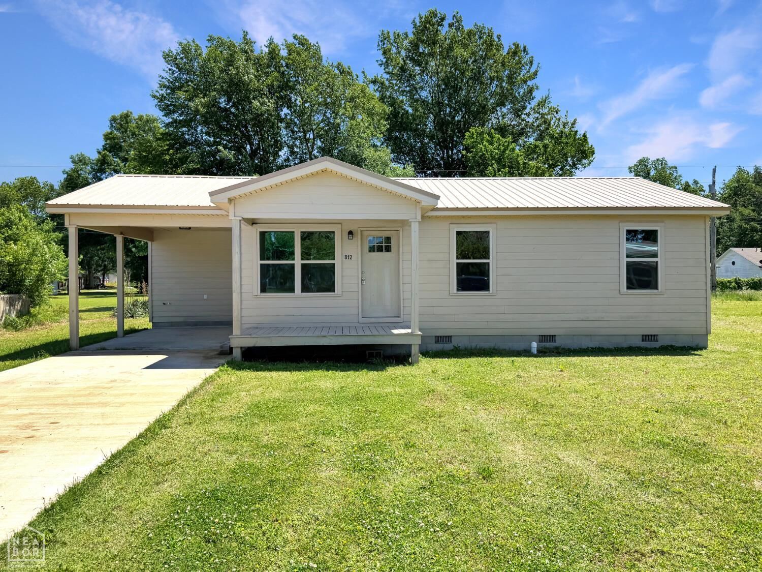 Property Photo: 812 Ellis Avenue AR 72472