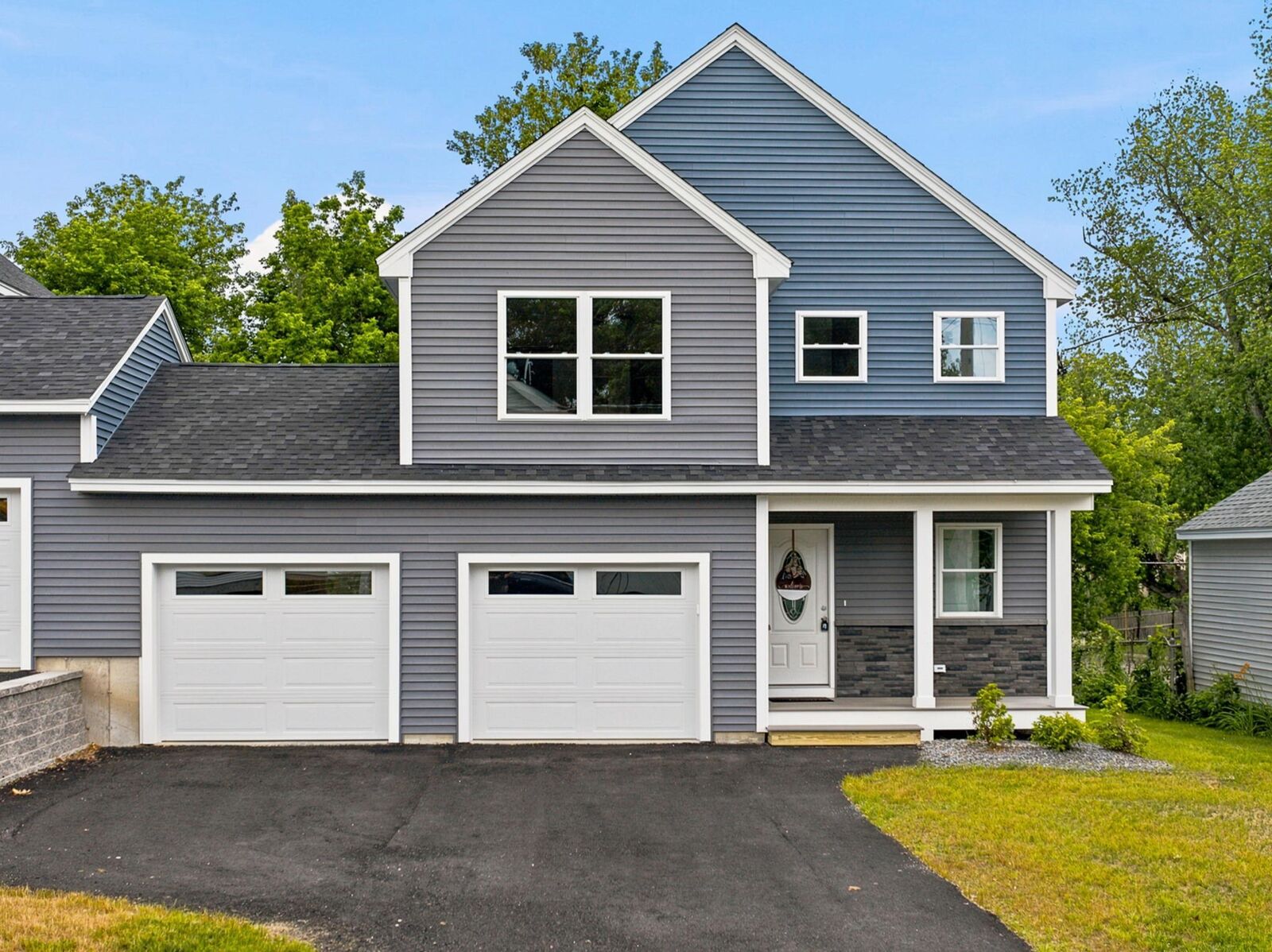 Property Photo: 106 Lock Street NH 03064