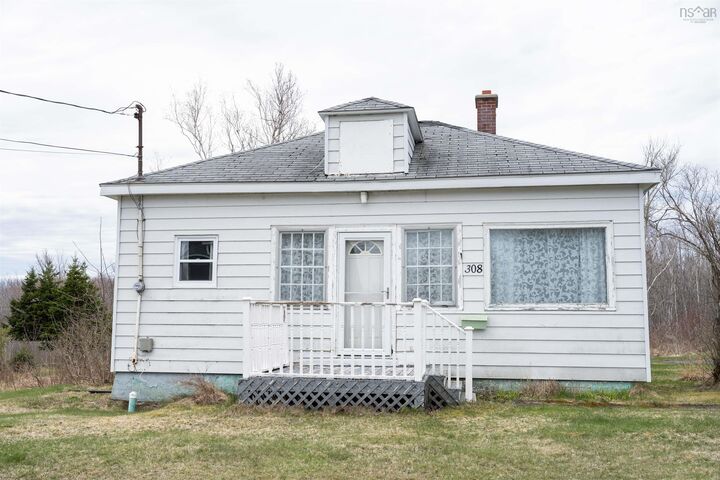 308 Lake Road — photo 1