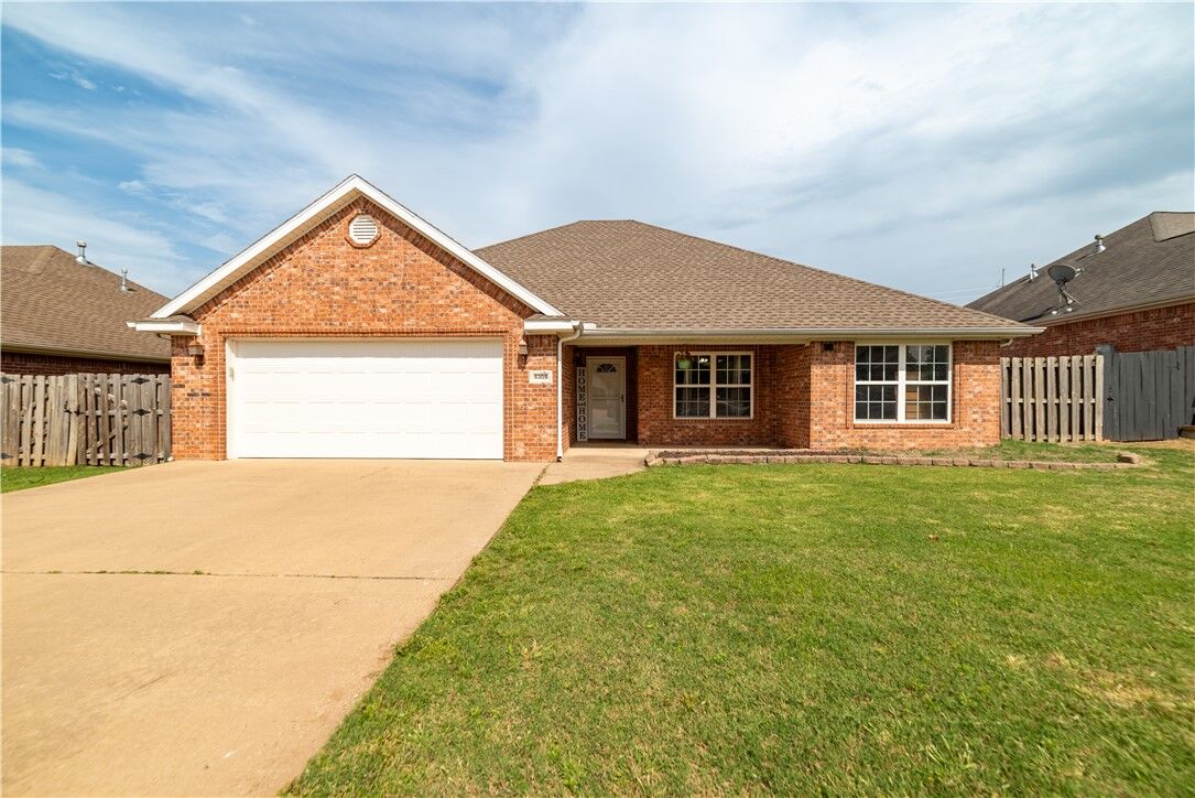 Property Photo:  6309 S 37th Street  AR 72758 