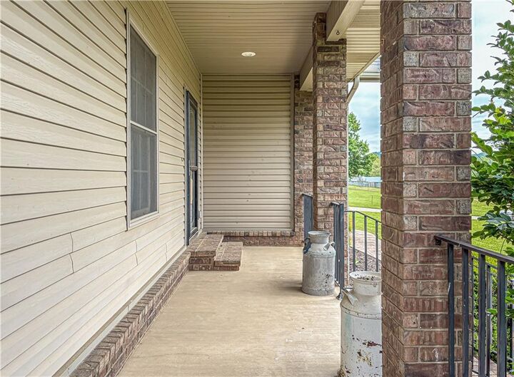 Property Photo:  1058 Cr 401  AR 72616 