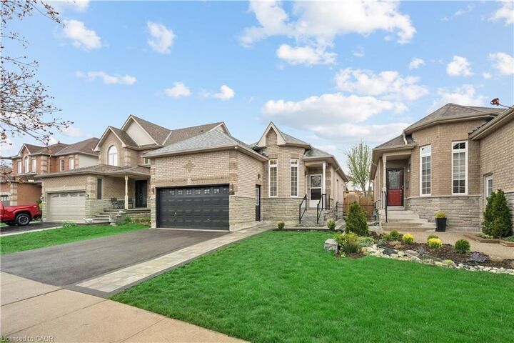 Property Photo:  27 Spruce Boulevard  ON L7J 2Y3 