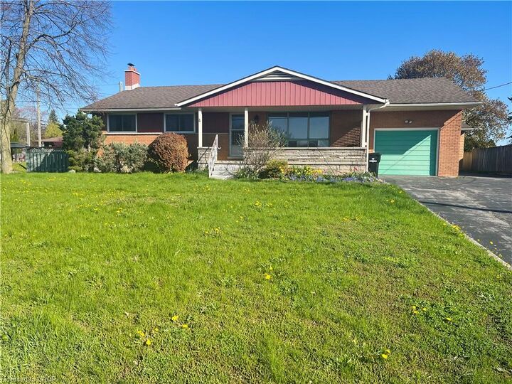 Property Photo:  157 Schweitzer Street  ON N2K 1C3 