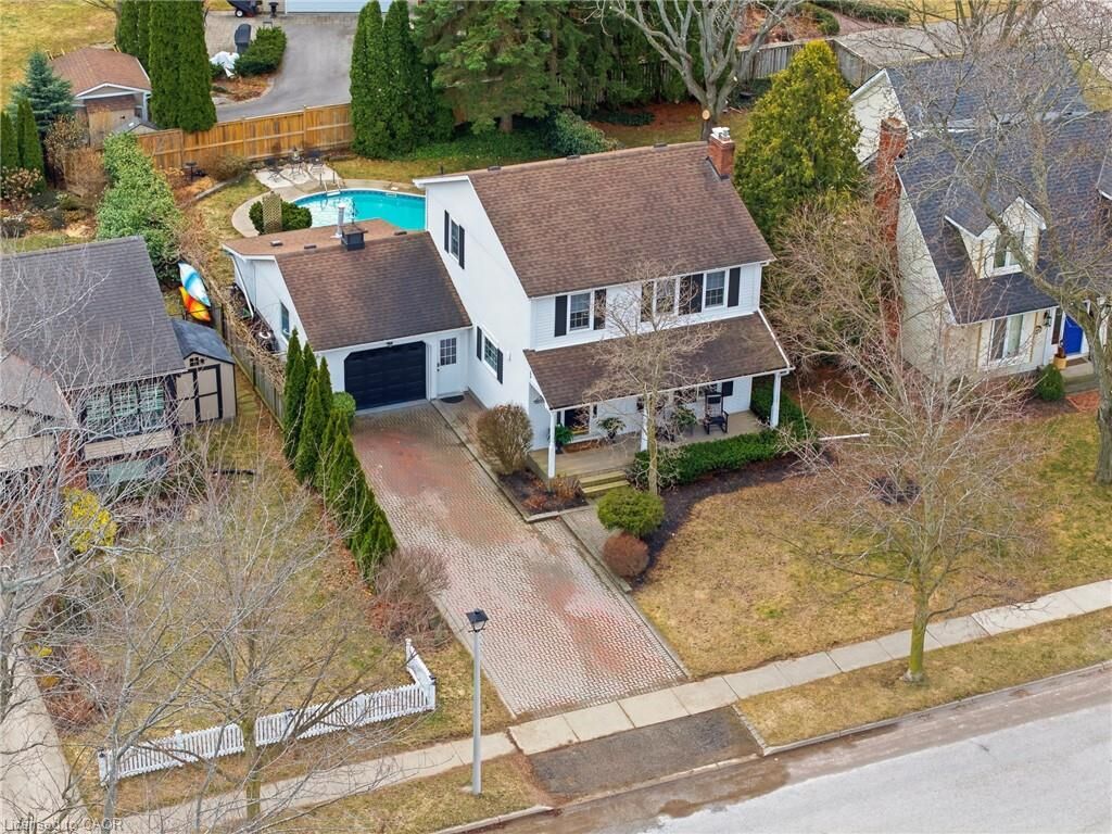 Property Photo:  620 Charlotte Street  ON L0S 1J0 