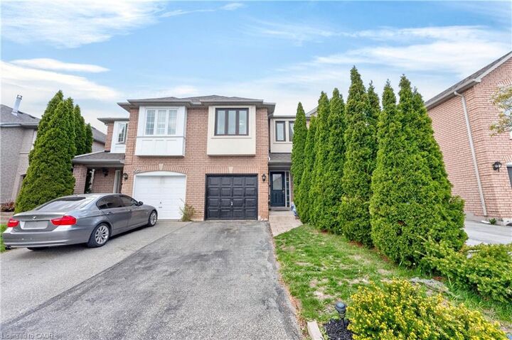 Property Photo:  2067 Golden Orchard Trail  ON L6M 3N5 