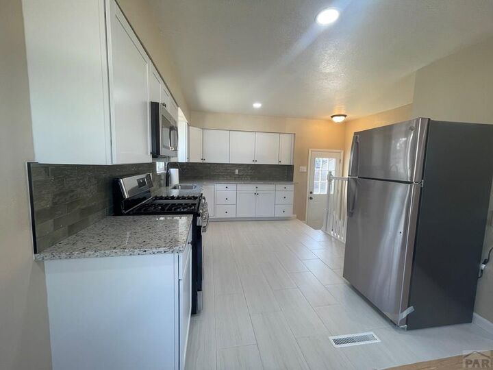 Property Photo:  2117 Elmwood Lane  CO 81005 