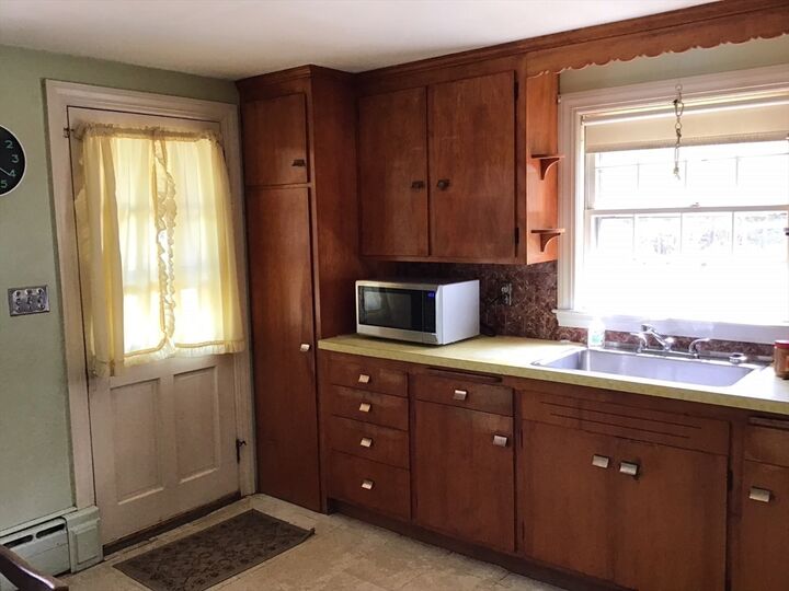 Property Photo:  14 Locust St  MA 01801 
