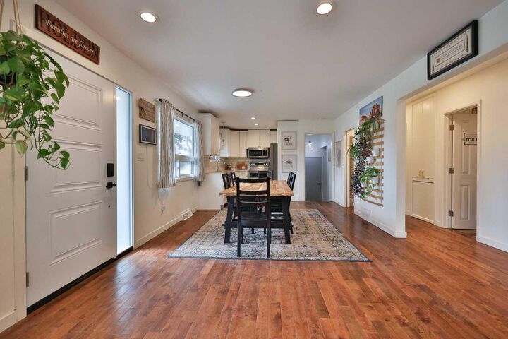Property Photo:  47 S 200 W  AB T0K 2S0 