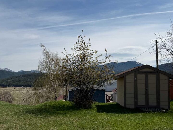 Property Photo:  8642 22 Avenue  AB T0K 0M0 