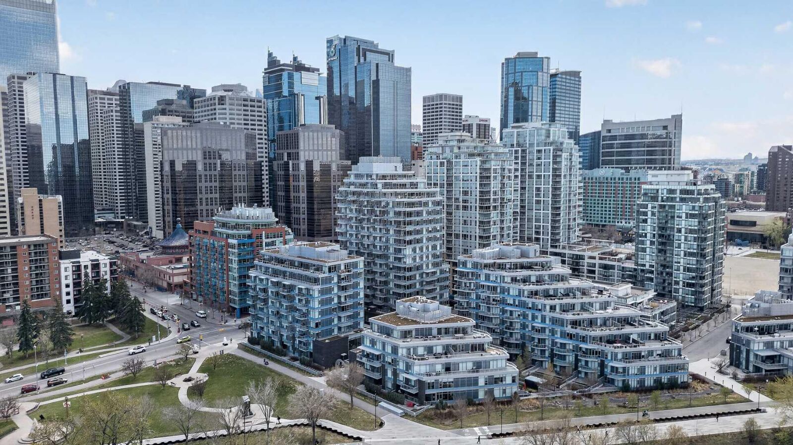 Property Photo:  108 Waterfront Court SW 1603  AB T2P 1K7 