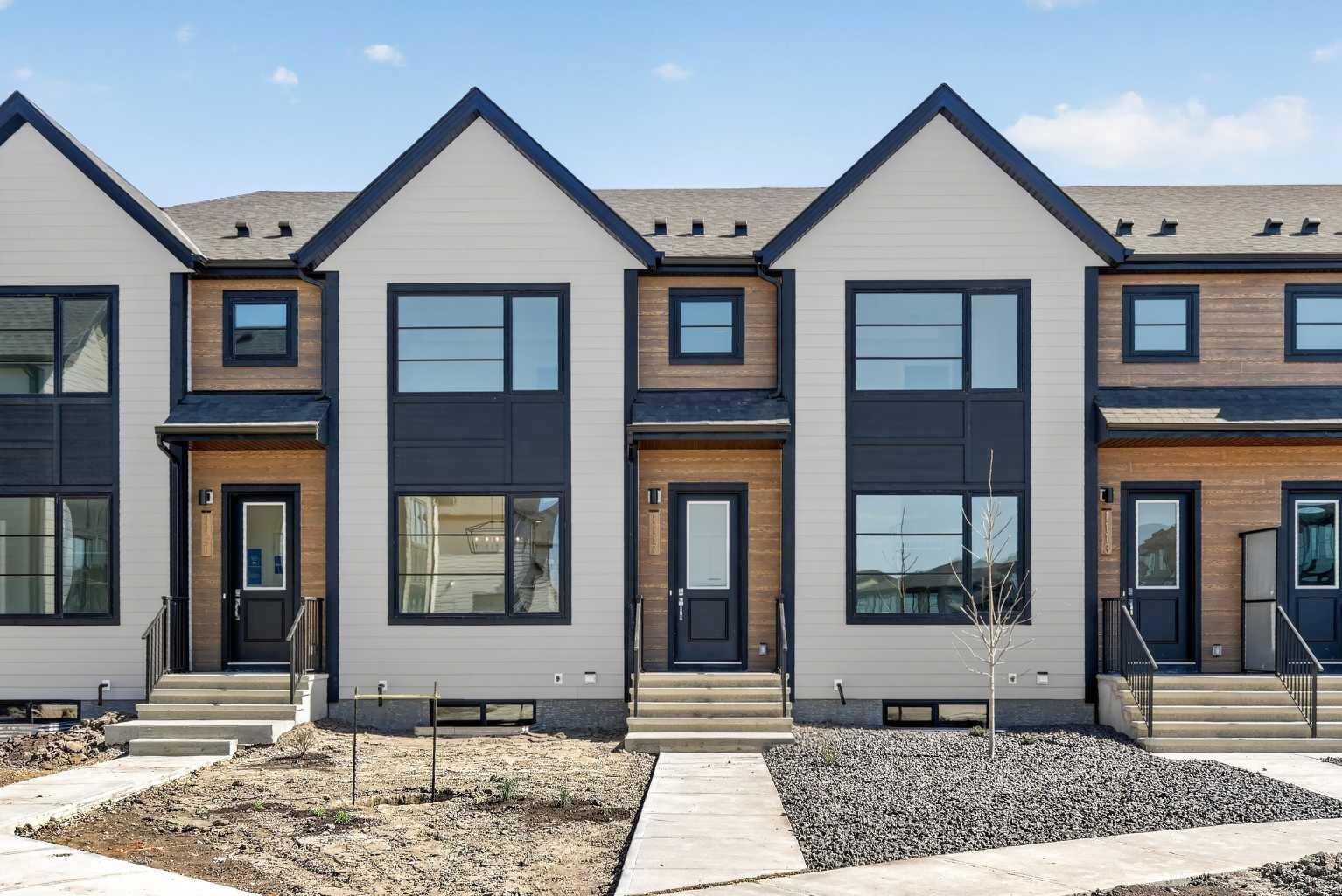 Property Photo:  1117 Sailfin Heath  AB T3Z 0J6 