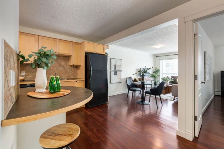 Property Photo:  308 24 Avenue SW 105  AB T2S 0K2 