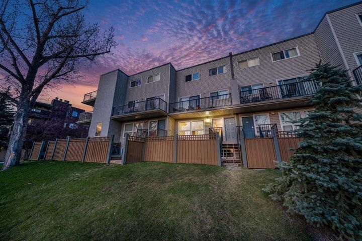 Property Photo:  3615B 49 Street NW 110  AB T3A 0G2 