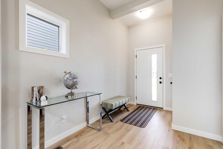 Property Photo:  146 Highview Gate SE  AB T4A 3L6 