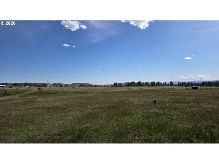 Property Photo:  Nka Marett Way Dr  WA 98620 