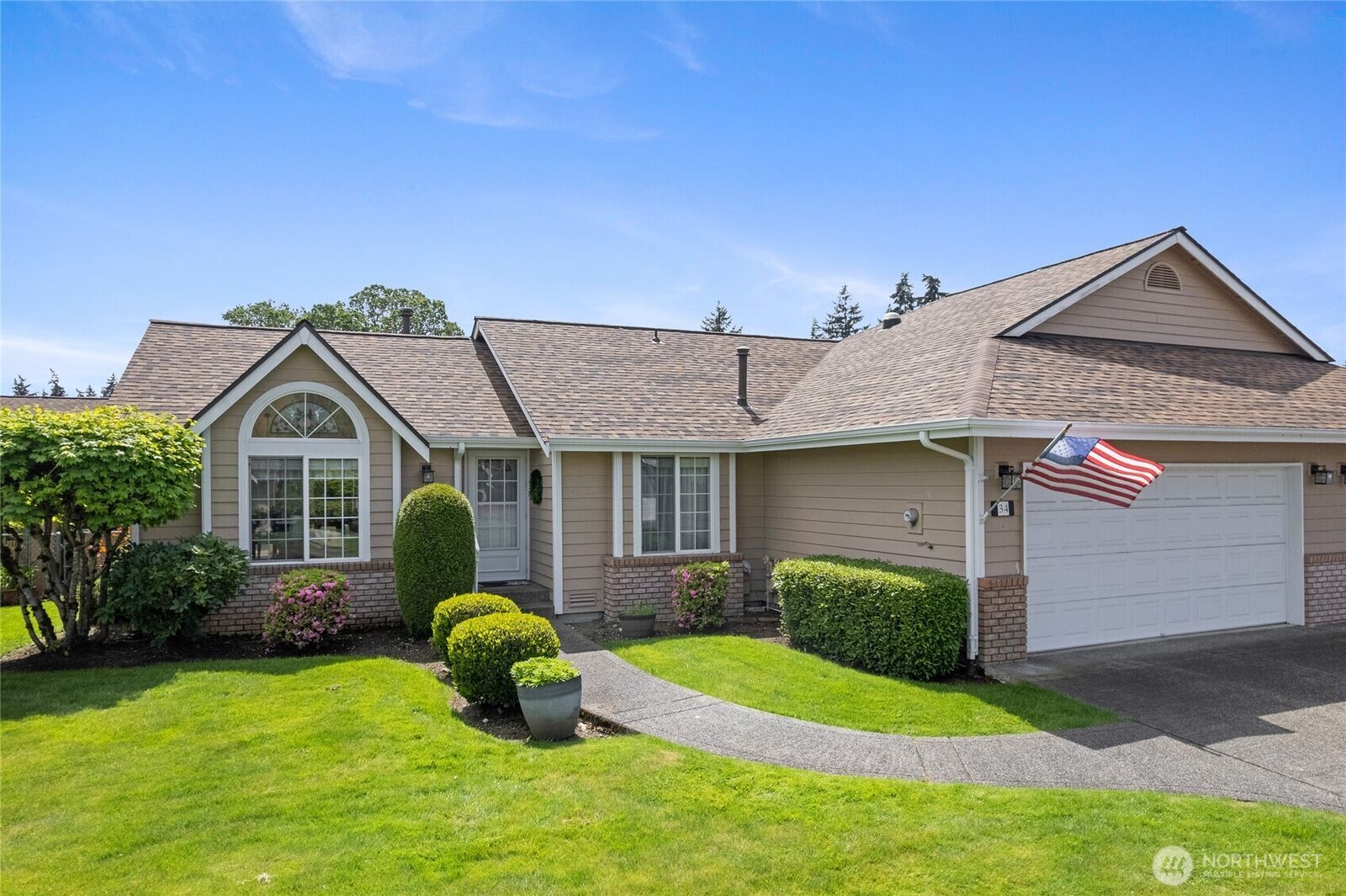 Property Photo:  34  Lakewood Oaks Drive SW  WA 98499 